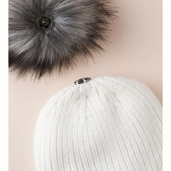 Anthropologie Pick-a-pom Long tipped-fur pom- nuetral/black - Picture 4 of 5